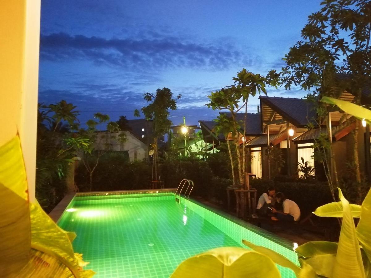 Jr Place Klong Muang Beach Bagian luar foto