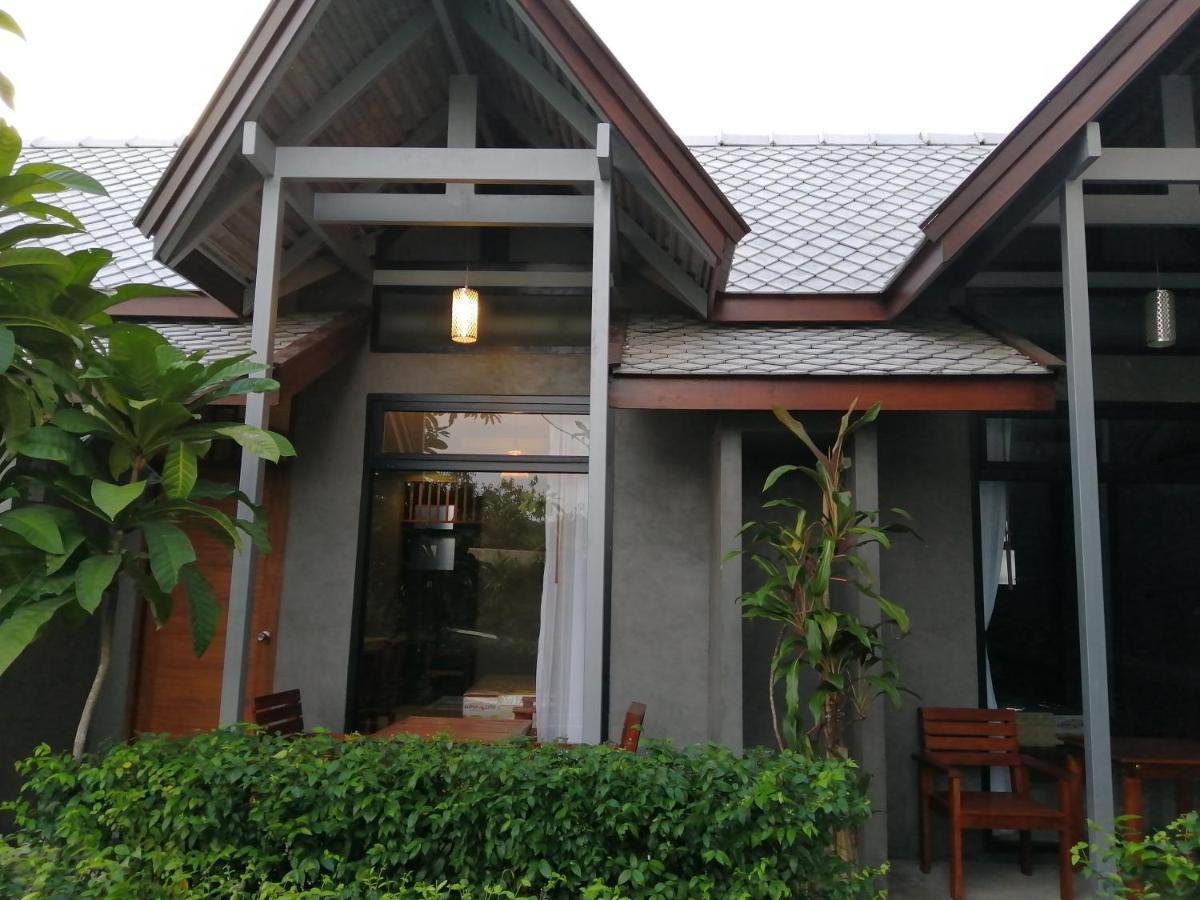 Jr Place Klong Muang Beach Bagian luar foto
