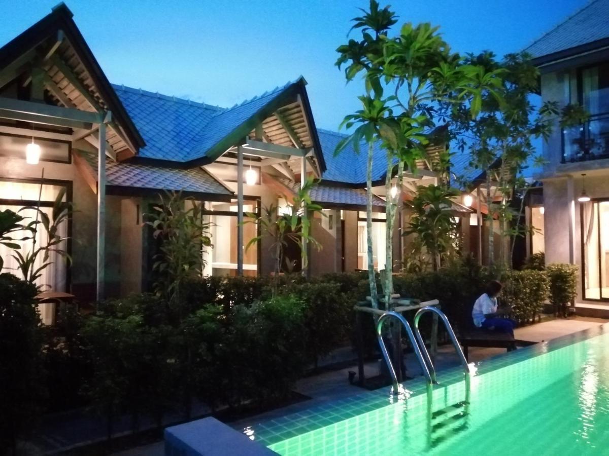Jr Place Klong Muang Beach Bagian luar foto
