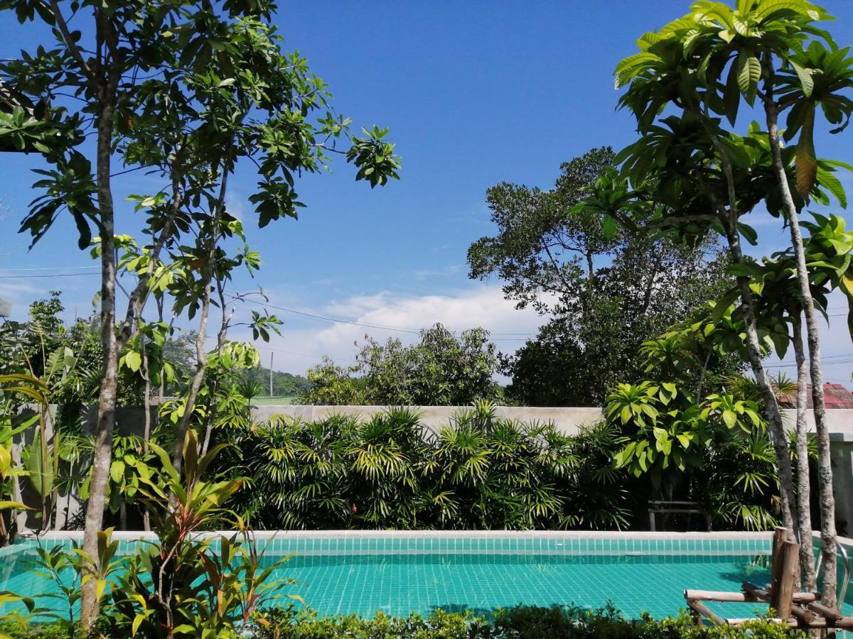 Jr Place Klong Muang Beach Bagian luar foto