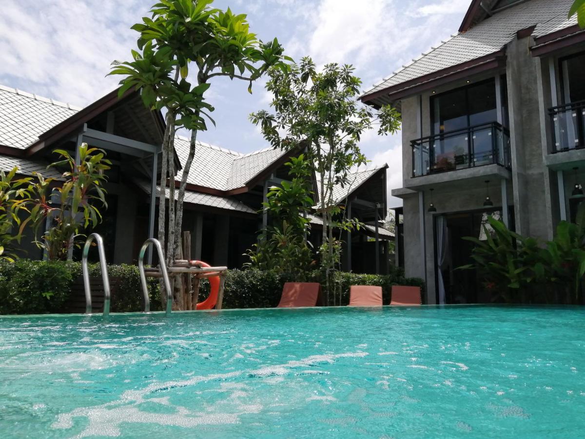 Jr Place Klong Muang Beach Bagian luar foto